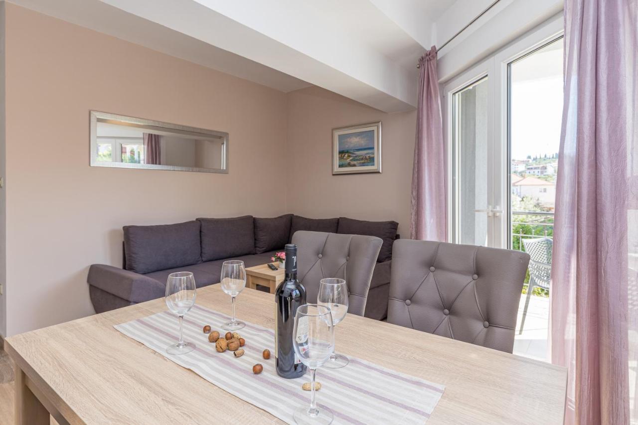 Villa Mihaela Trogir Ruang foto
